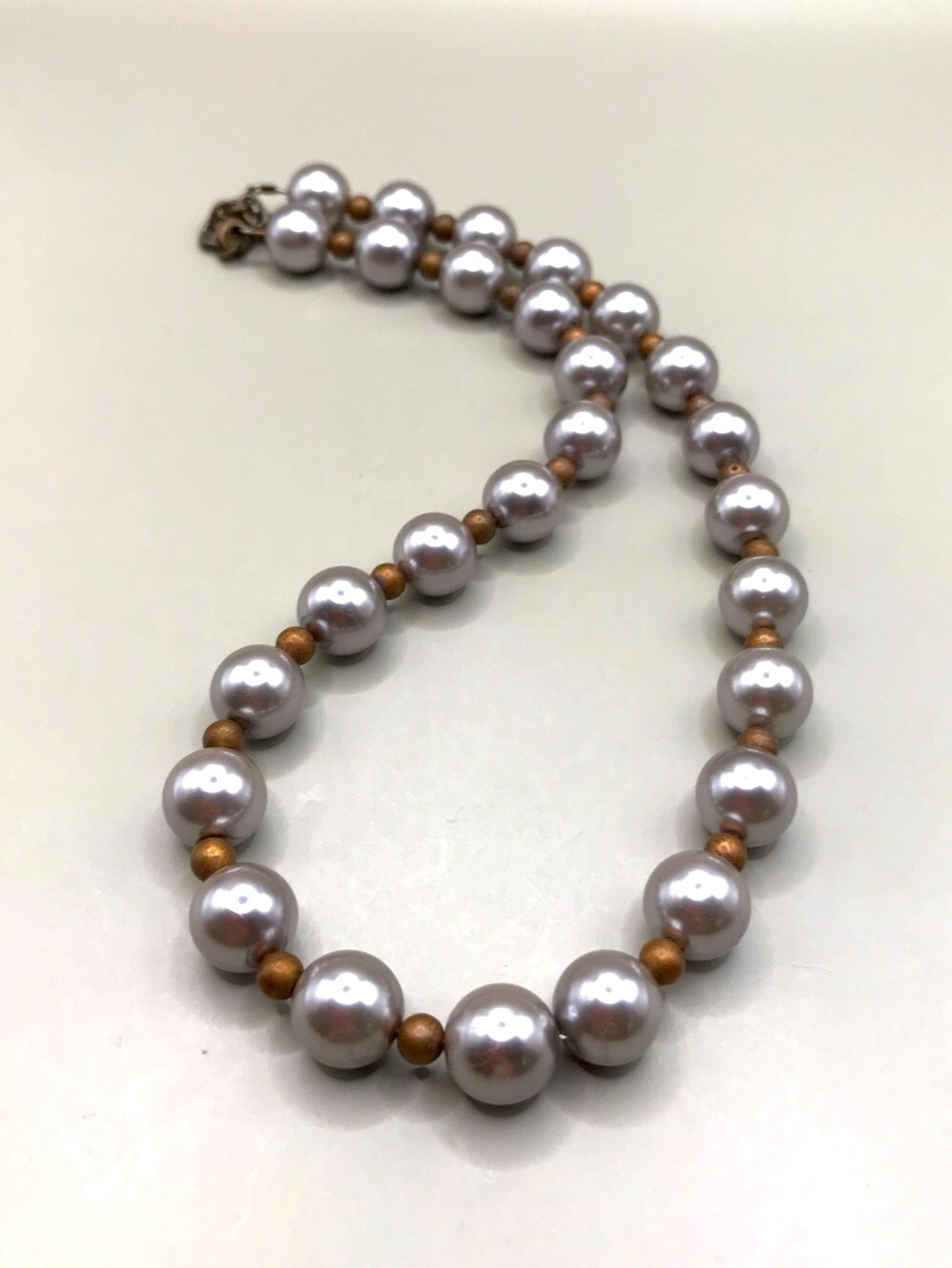 Faux Pearl Beaded Necklace in Grey and Copper Tones